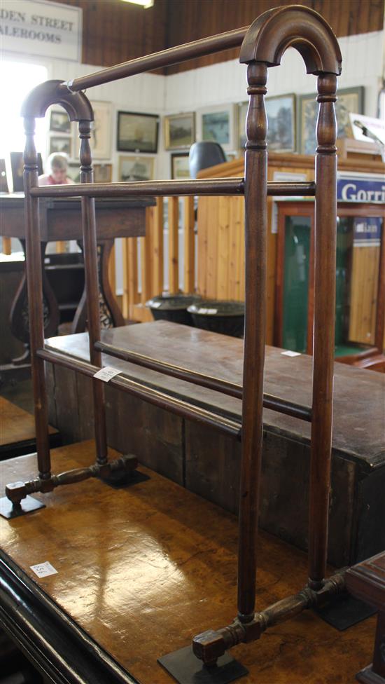 Edwardian mahogany towel rail